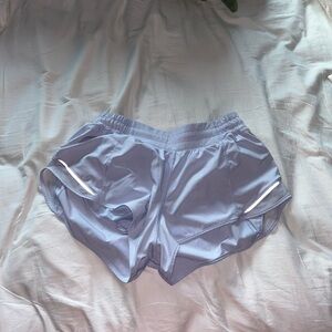 lululemon 2.5 shorts light blue